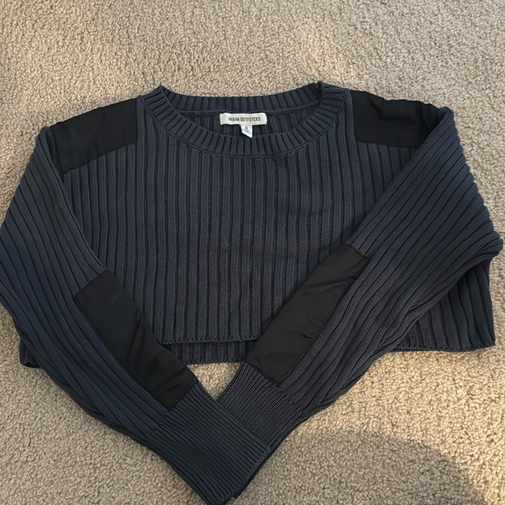 Urban outfitters cropped sweater